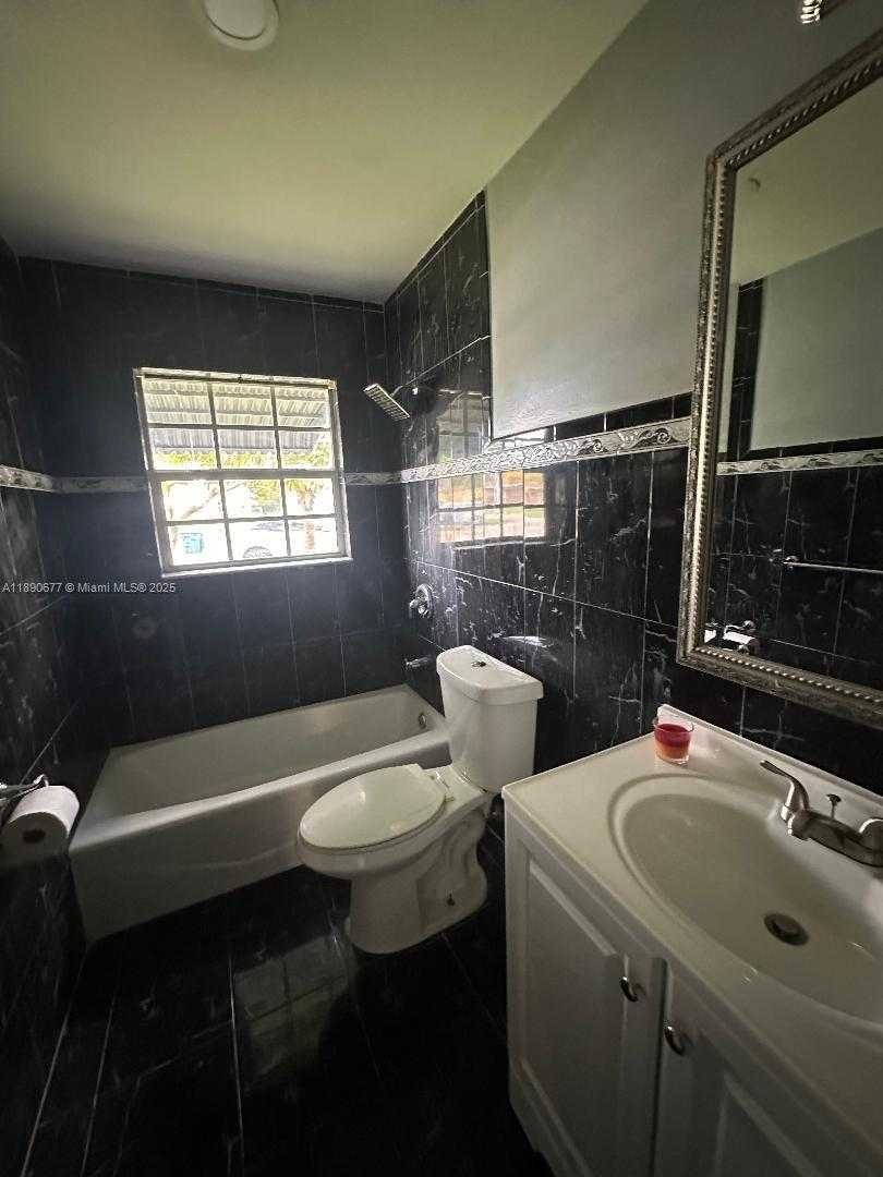 Small Image of 4530 NORTH WEST 23RD ST, Lauderhill Number 6