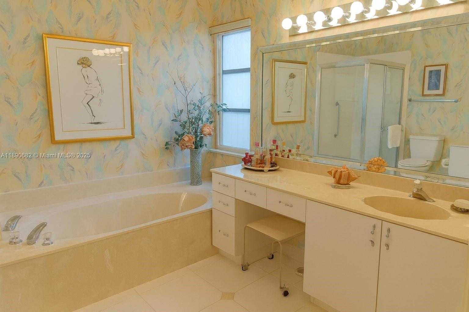 Small Image of 9755 HARBOUR LAKE CIR, Boynton Beach Number 17