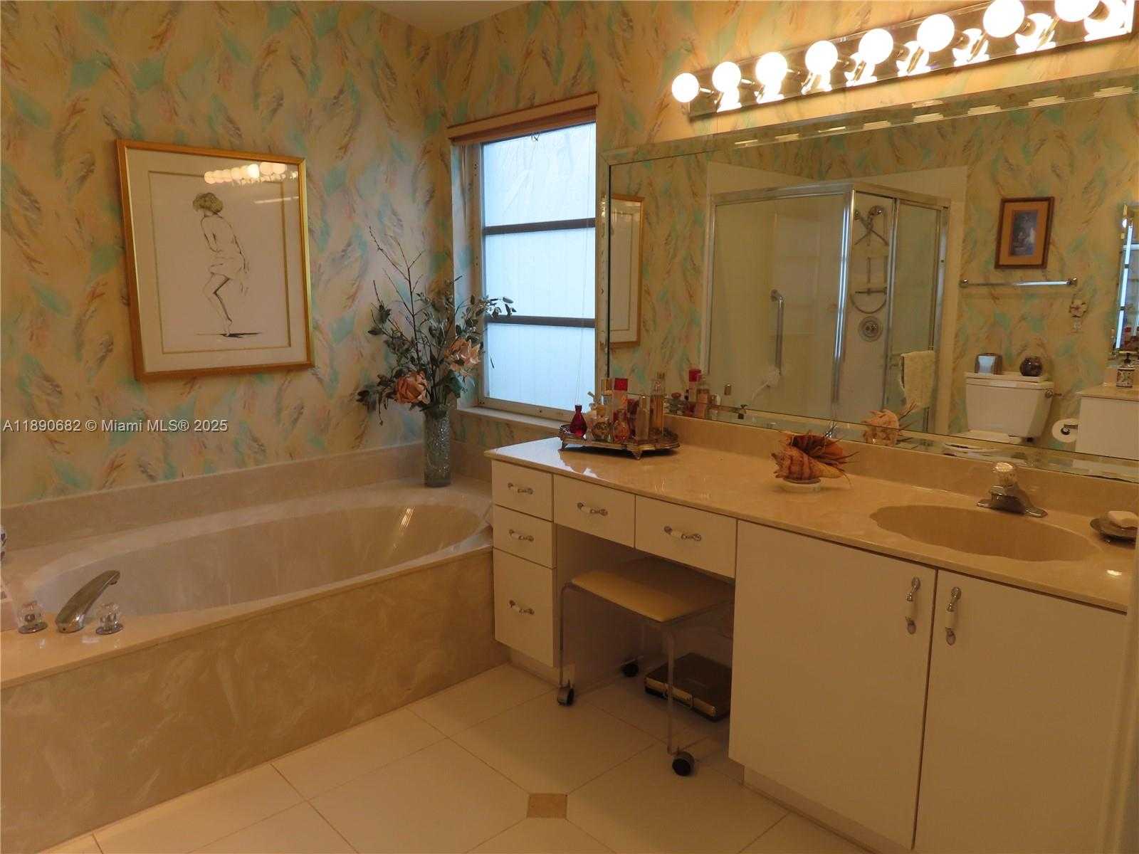 Small Image of 9755 HARBOUR LAKE CIR, Boynton Beach Number 26