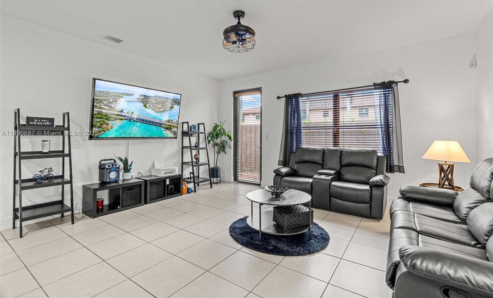Small Image of 149 SOUTH EAST 36TH PL, Homestead Number 14