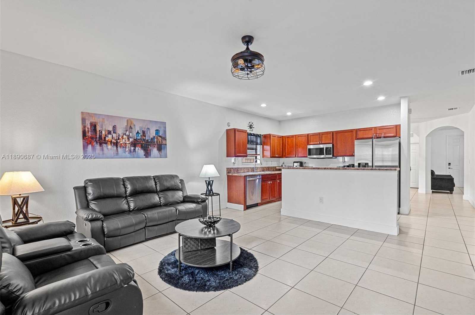 Small Image of 149 SOUTH EAST 36TH PL, Homestead Number 15