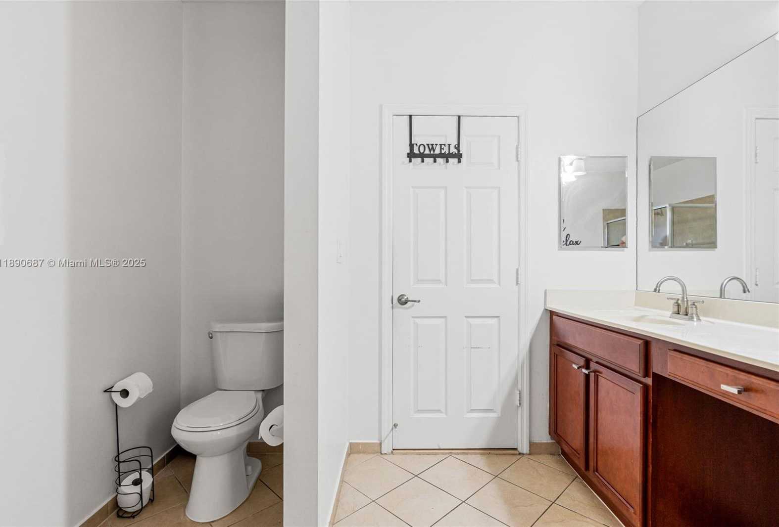 Small Image of 149 SOUTH EAST 36TH PL, Homestead Number 25