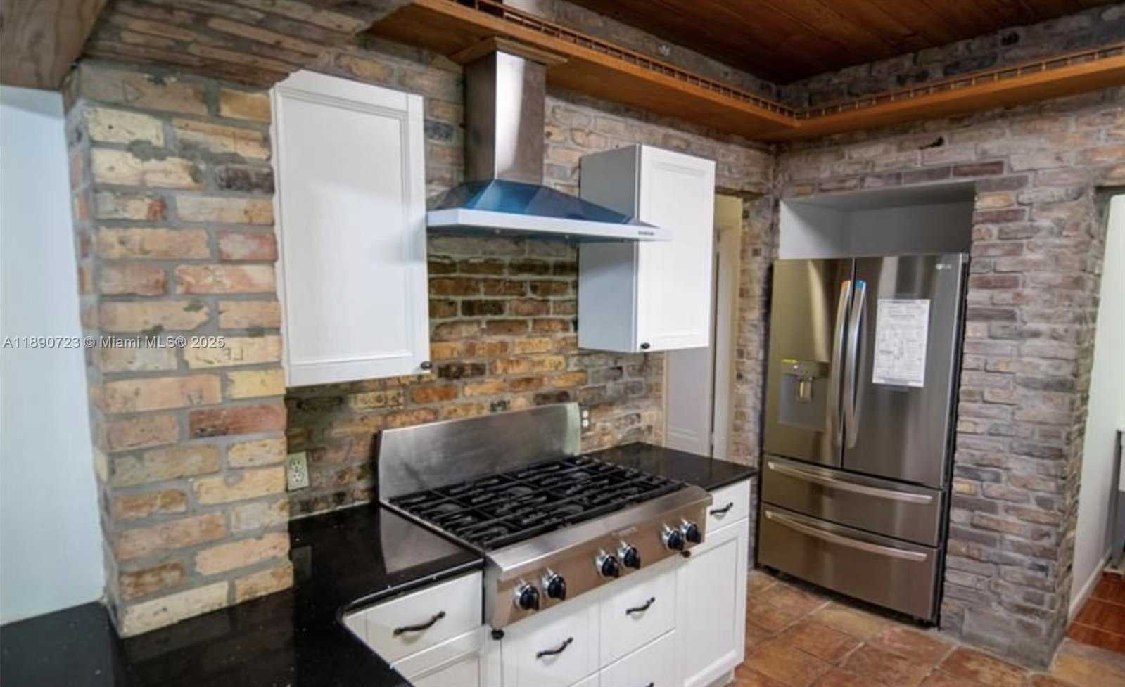 Small Image of 3050 ALTON RD, Miami Beach Number 18