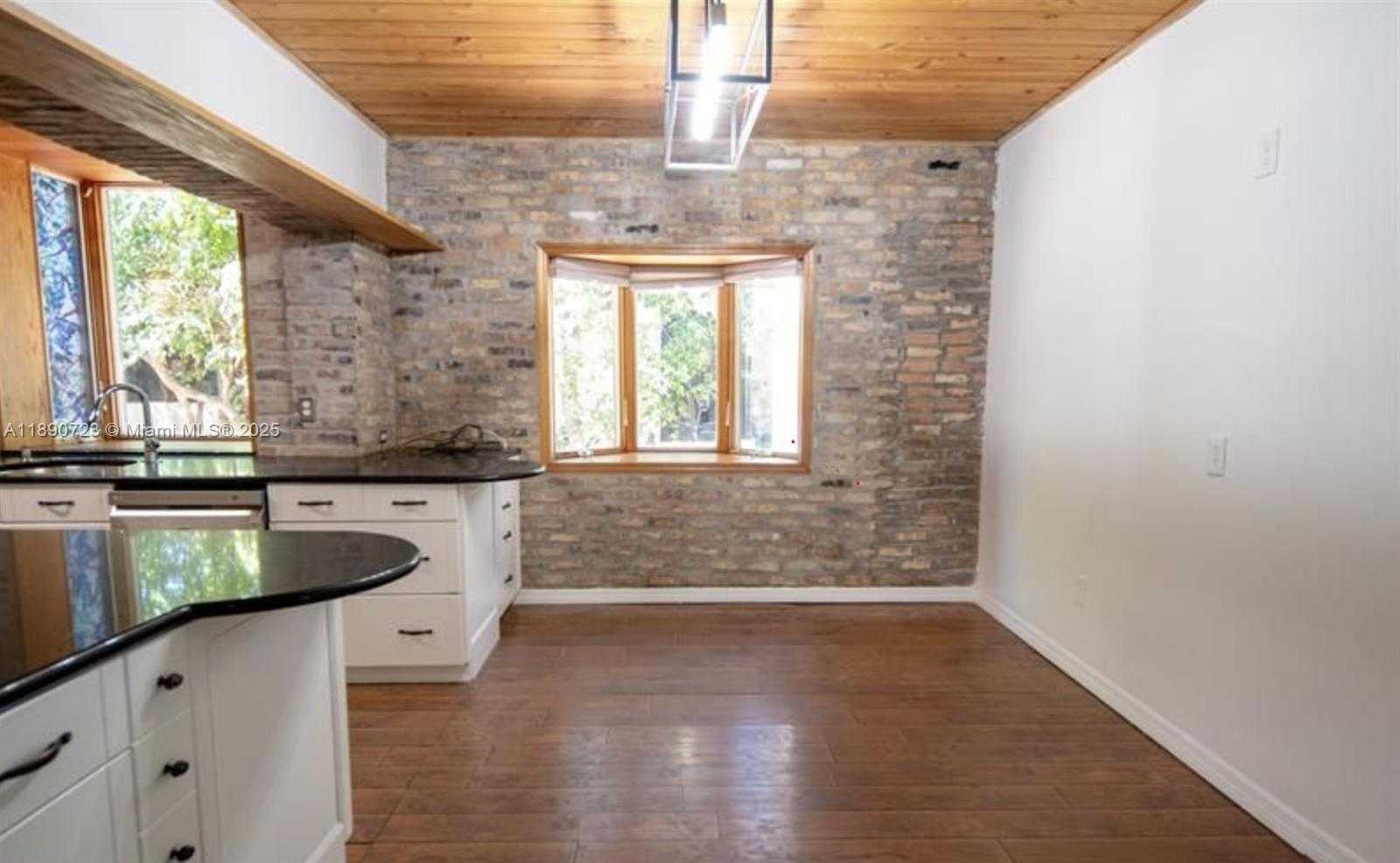 Small Image of 3050 ALTON RD, Miami Beach Number 20
