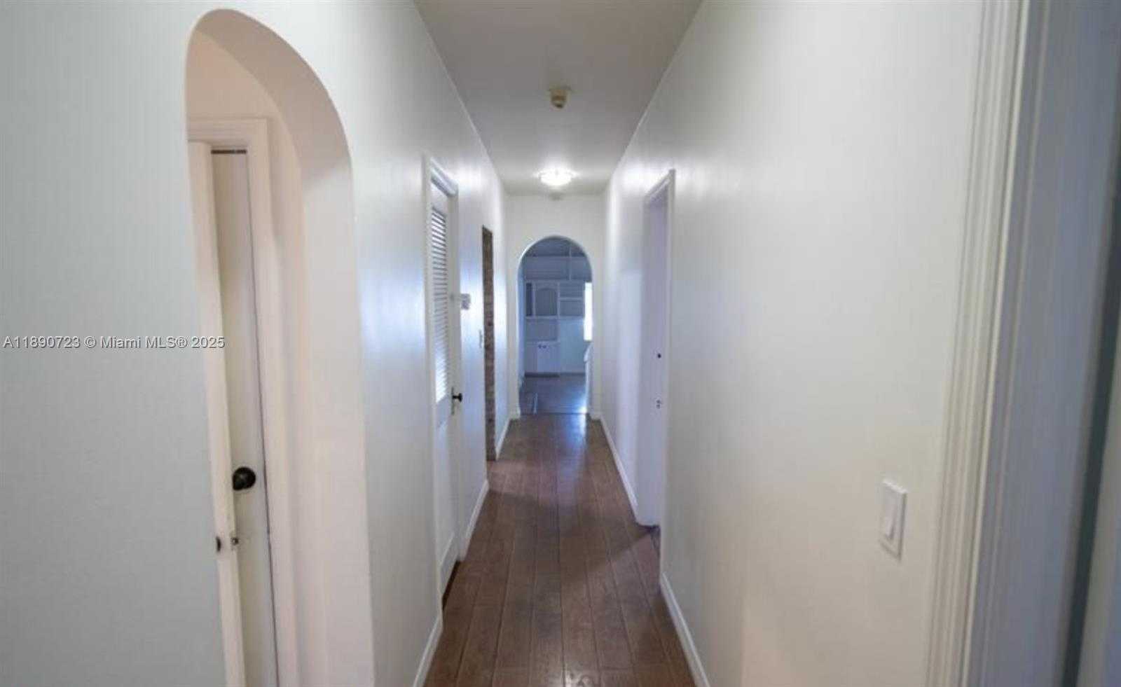 Small Image of 3050 ALTON RD, Miami Beach Number 24