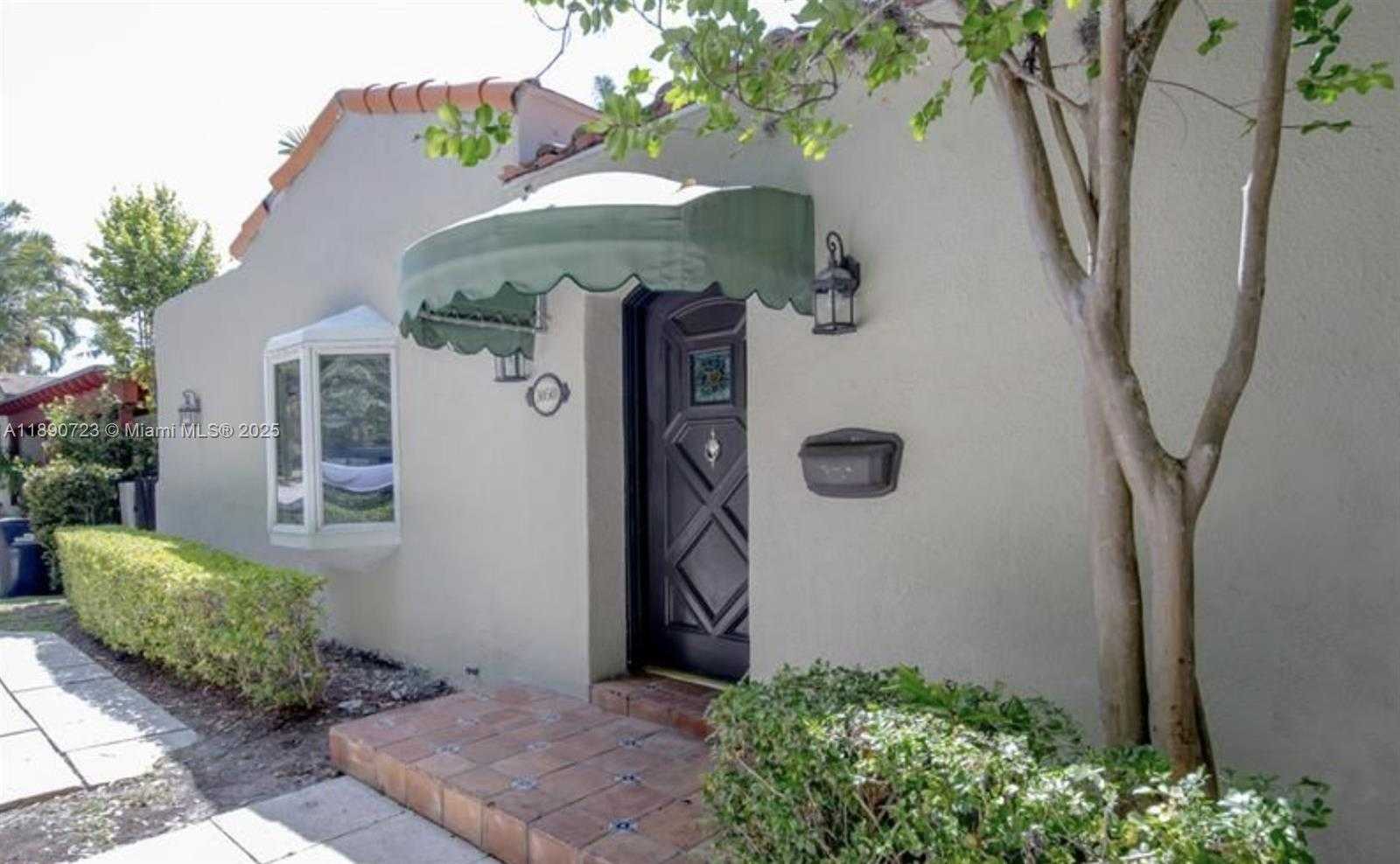 Small Image of 3050 ALTON RD, Miami Beach Number 3