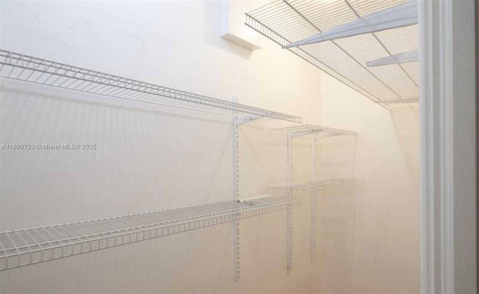 Small Image of 3050 ALTON RD, Miami Beach Number 32