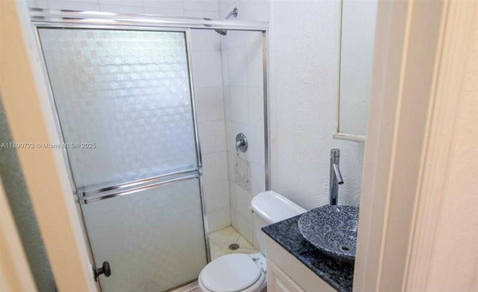Small Image of 3050 ALTON RD, Miami Beach Number 35