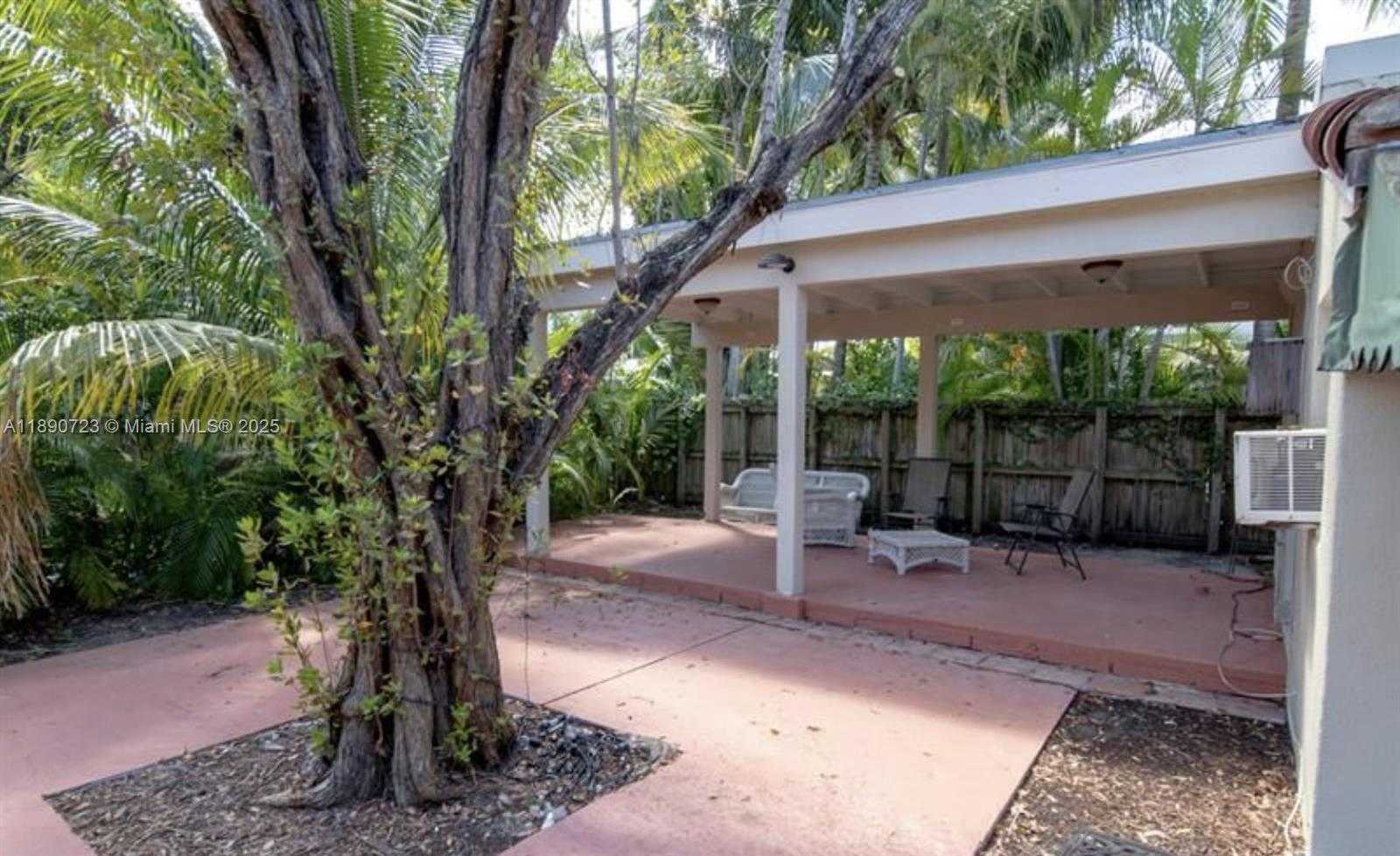 Small Image of 3050 ALTON RD, Miami Beach Number 7