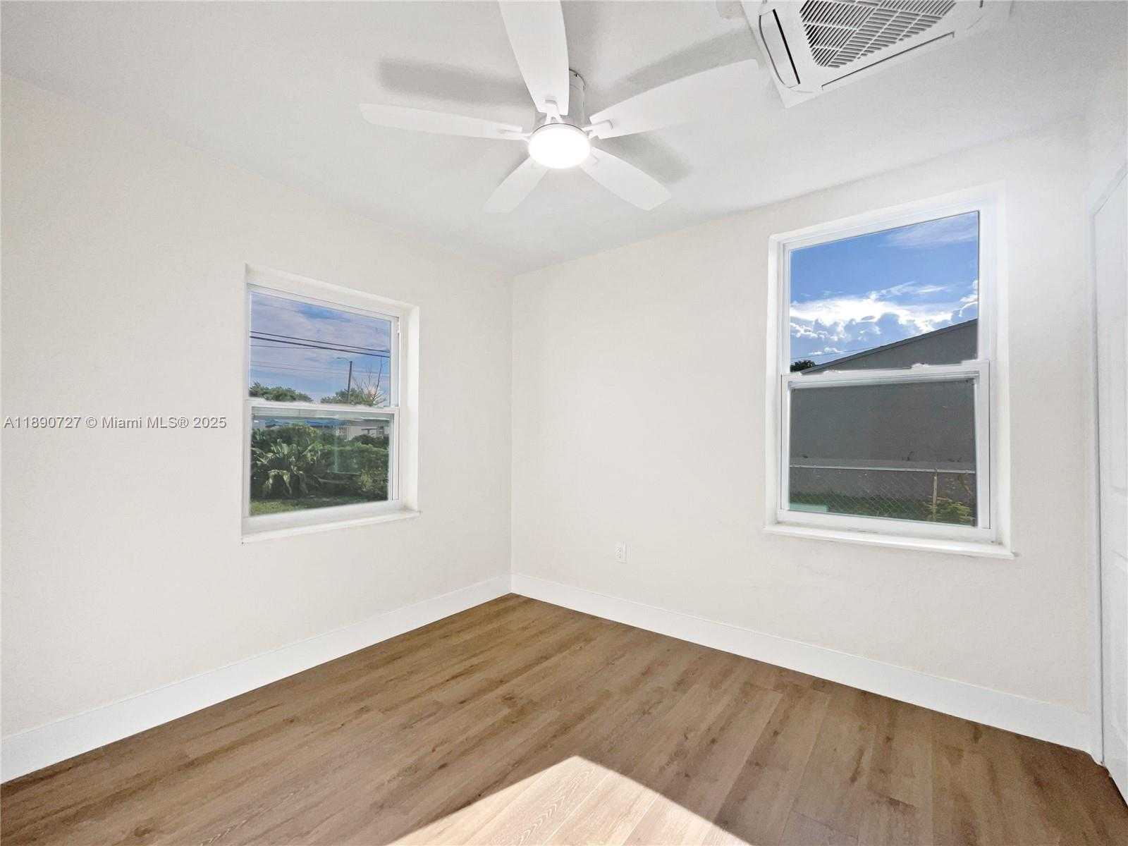 Small Image of 2421 NORTH WEST 152ND ST, Opa-Locka Number 15