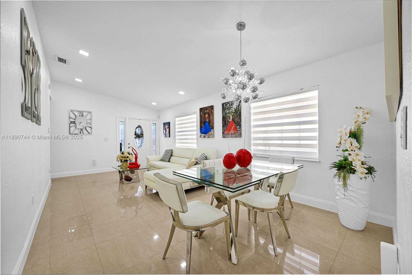 Small Image of 3135 WEST 72ND TER, Hialeah Number 11