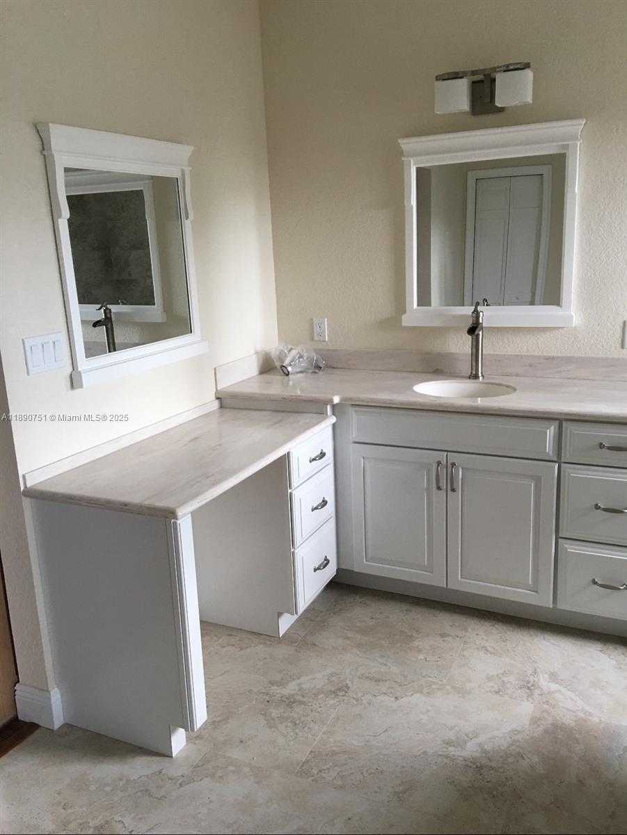 Small Image of 18760 SOUTH WEST 238TH ST, Homestead Number 11
