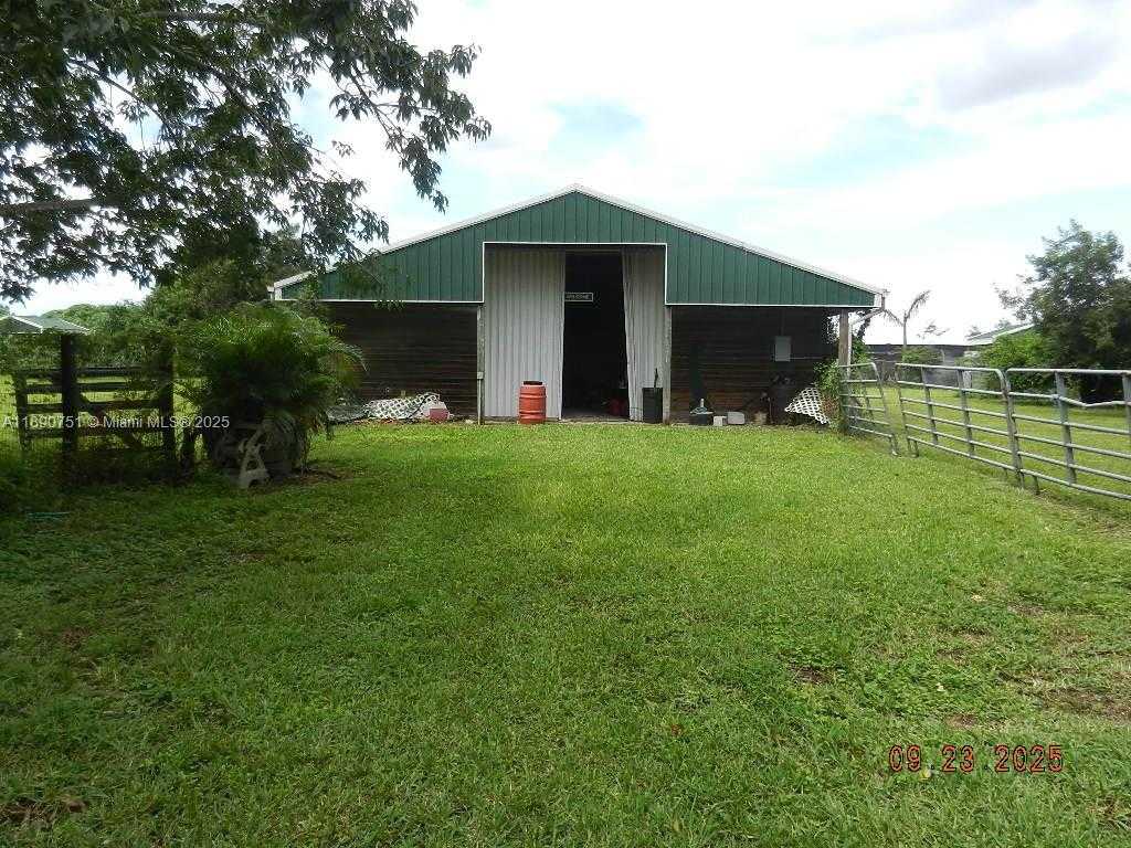 Small Image of 18760 SOUTH WEST 238TH ST, Homestead Number 16