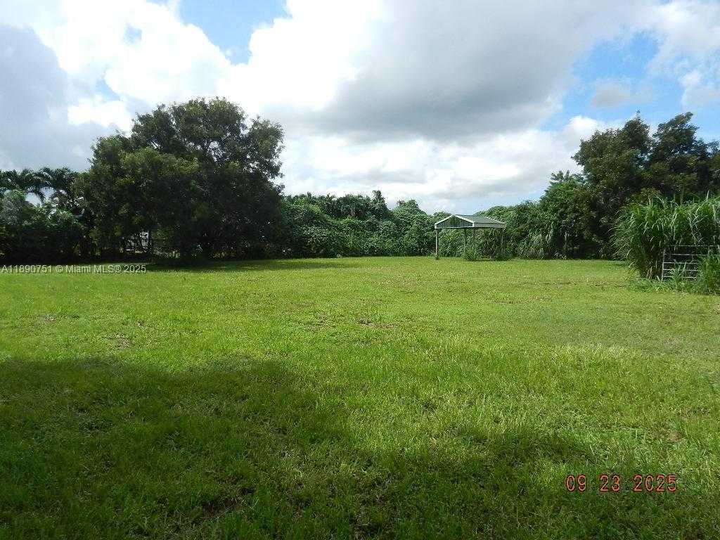 Small Image of 18760 SOUTH WEST 238TH ST, Homestead Number 23