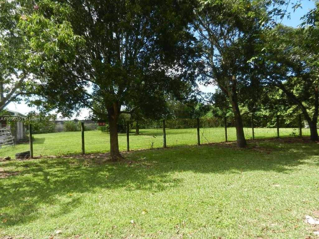 Small Image of 18760 SOUTH WEST 238TH ST, Homestead Number 25