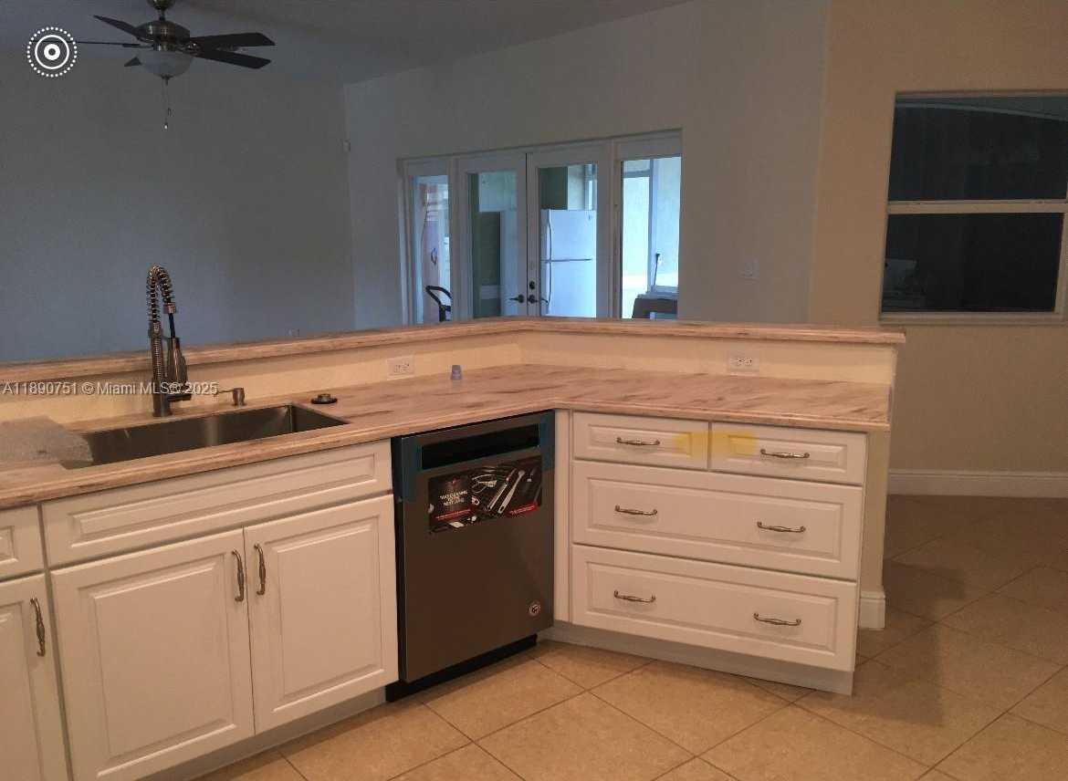 Small Image of 18760 SOUTH WEST 238TH ST, Homestead Number 7