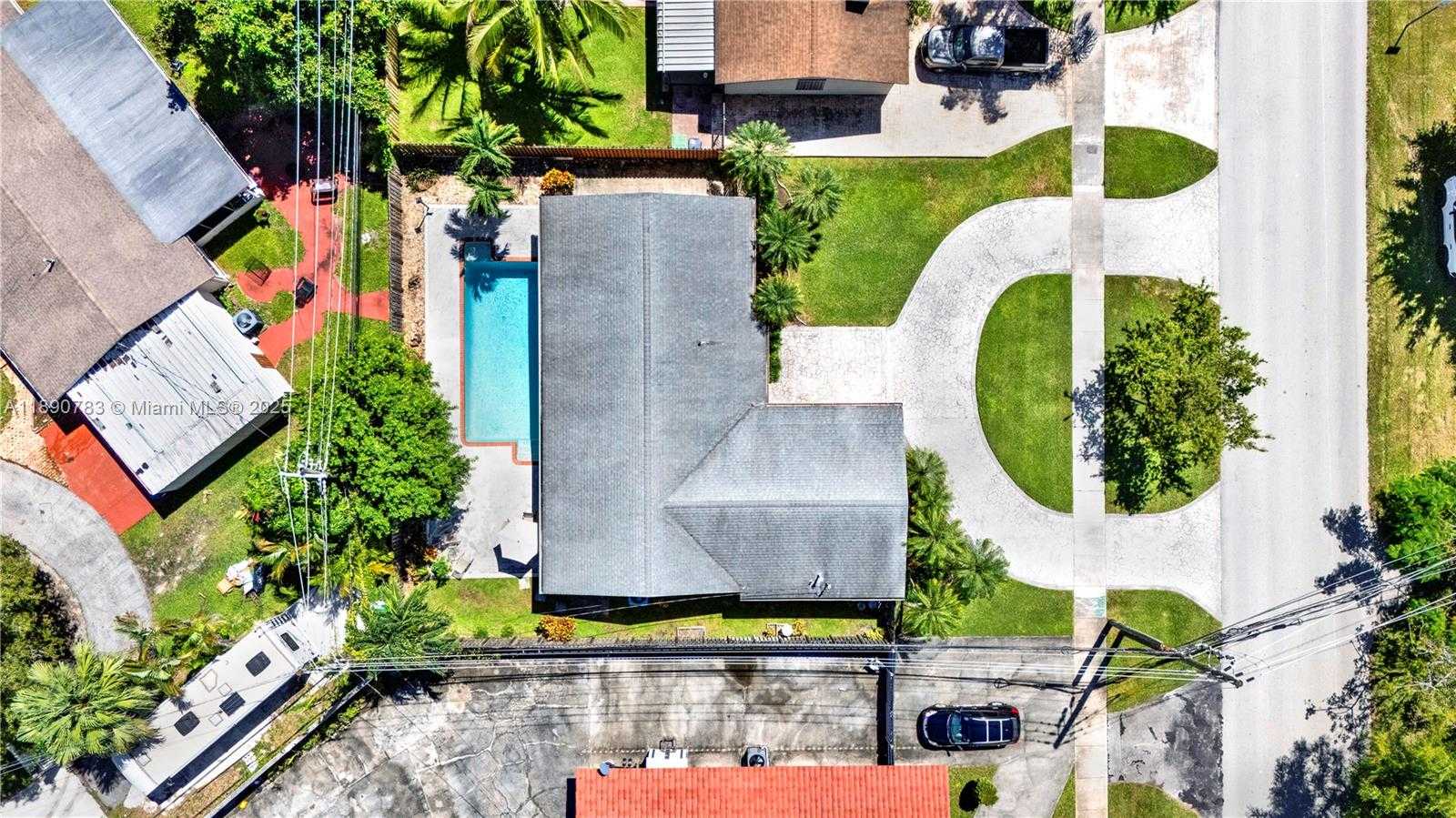 Small Image of 18811 SOUTH WEST 97TH AVE, Cutler Bay Number 22