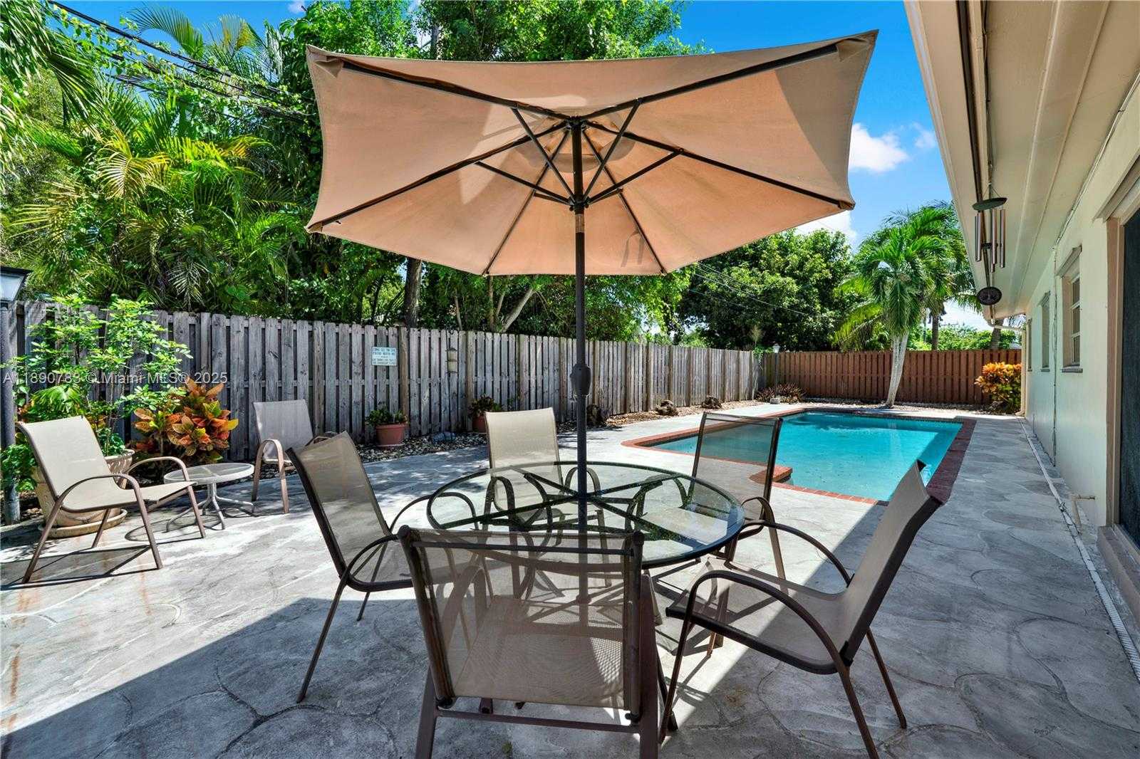 Small Image of 18811 SOUTH WEST 97TH AVE, Cutler Bay Number 3