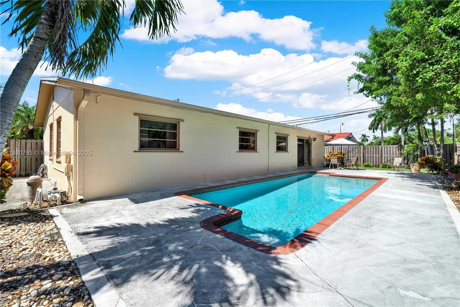 Small Image of 18811 SOUTH WEST 97TH AVE, Cutler Bay Number 5