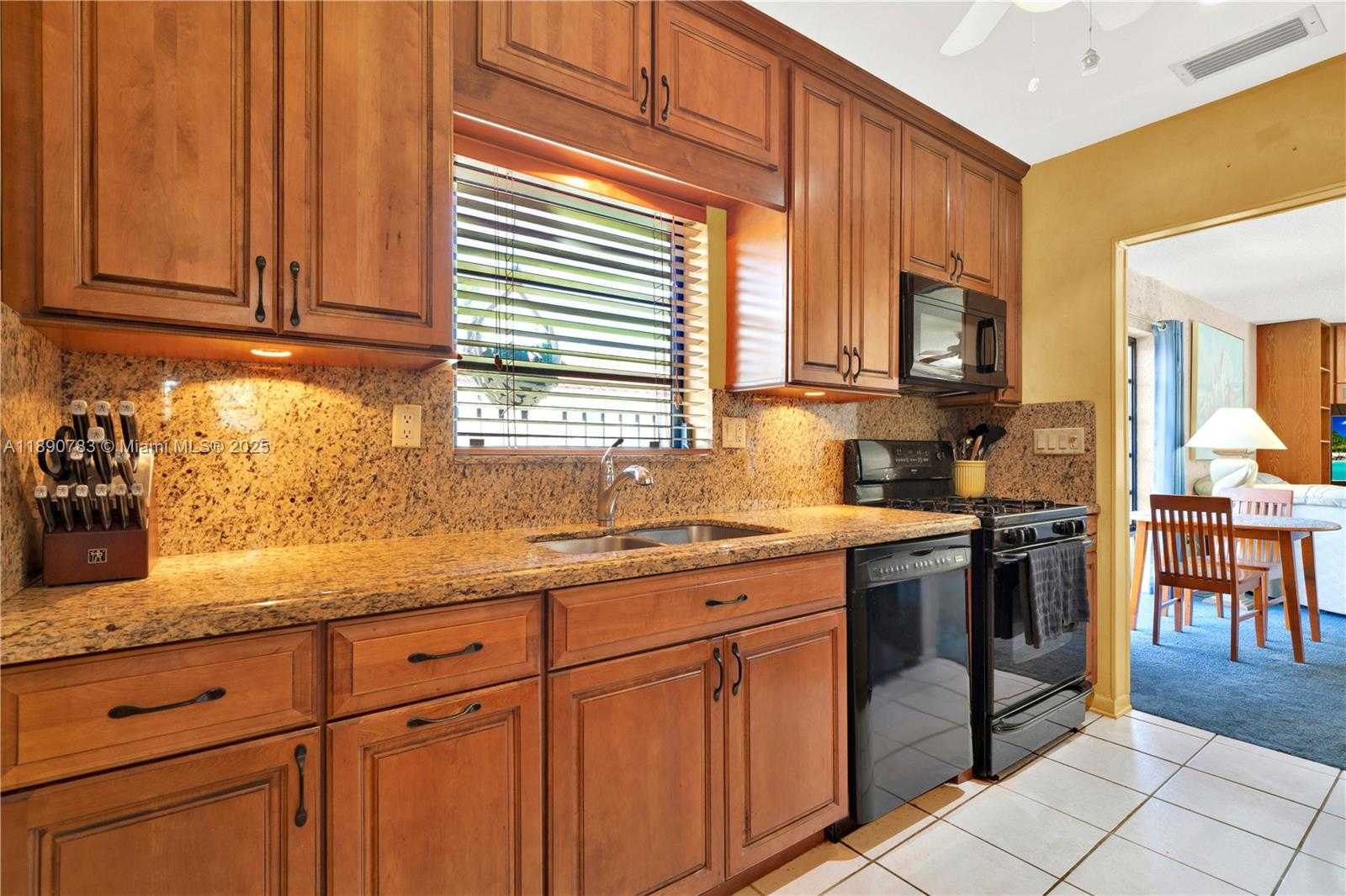 Small Image of 18811 SOUTH WEST 97TH AVE, Cutler Bay Number 8
