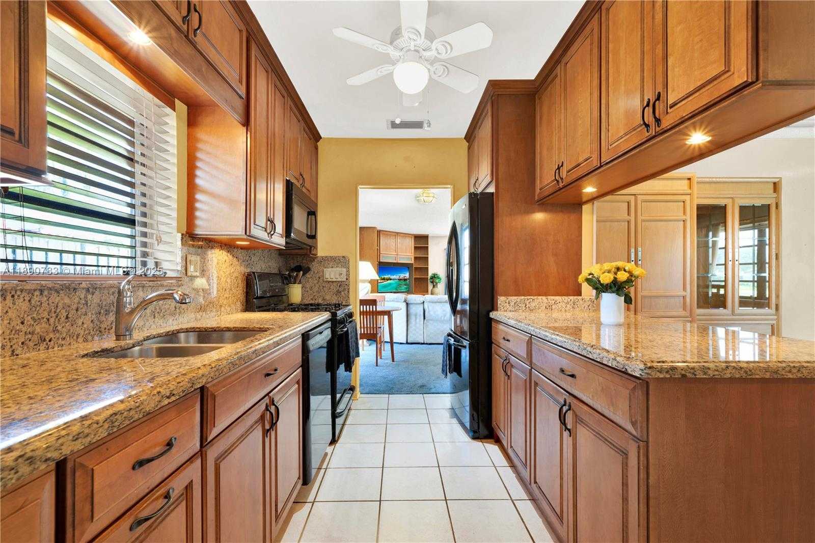 Small Image of 18811 SOUTH WEST 97TH AVE, Cutler Bay Number 9