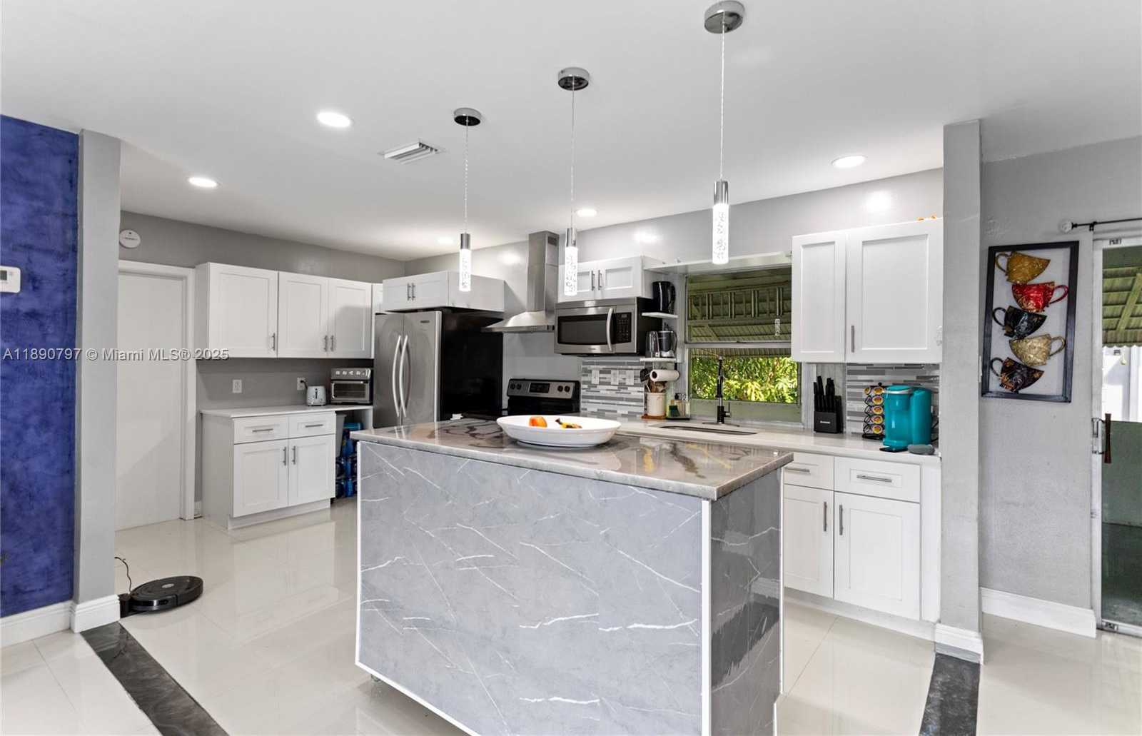 Small Image of 8517 NORTH WEST 57TH CT, Tamarac Number 12