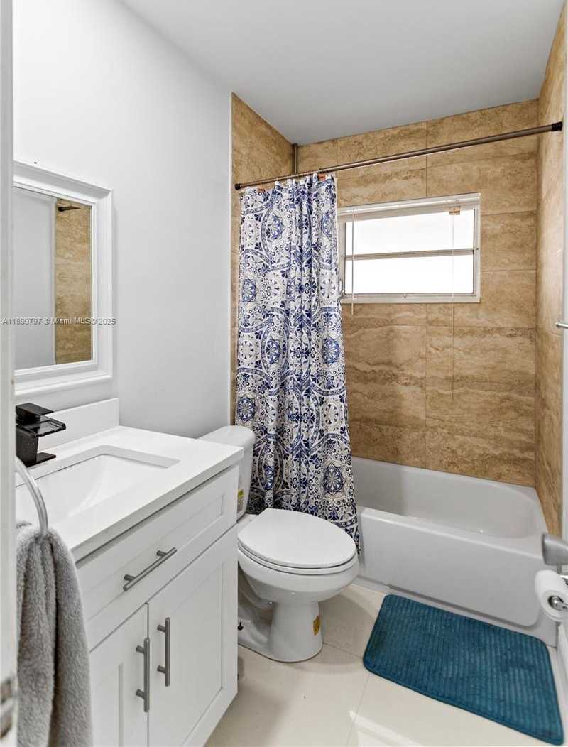 Small Image of 8517 NORTH WEST 57TH CT, Tamarac Number 33