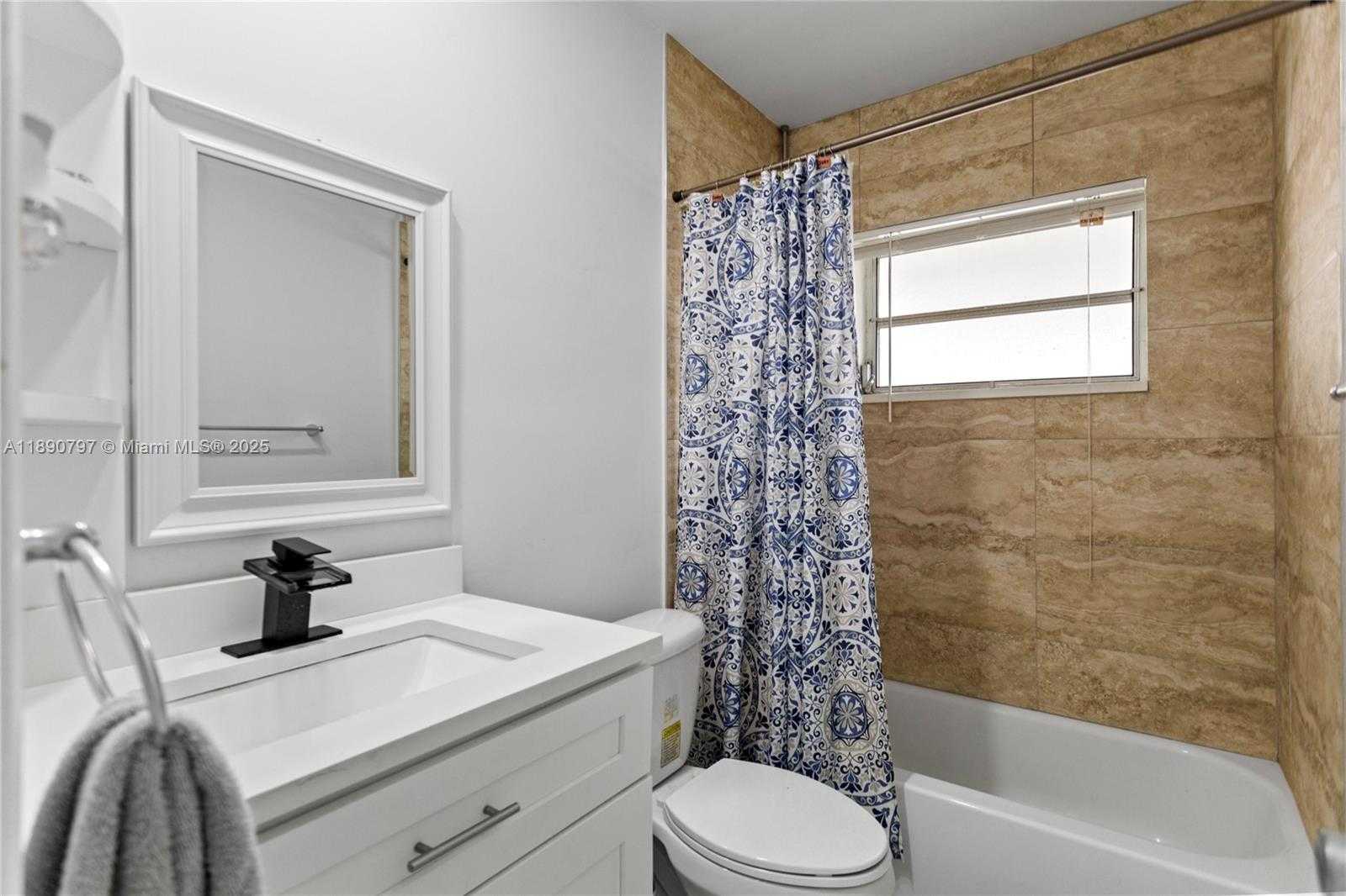 Small Image of 8517 NORTH WEST 57TH CT, Tamarac Number 34