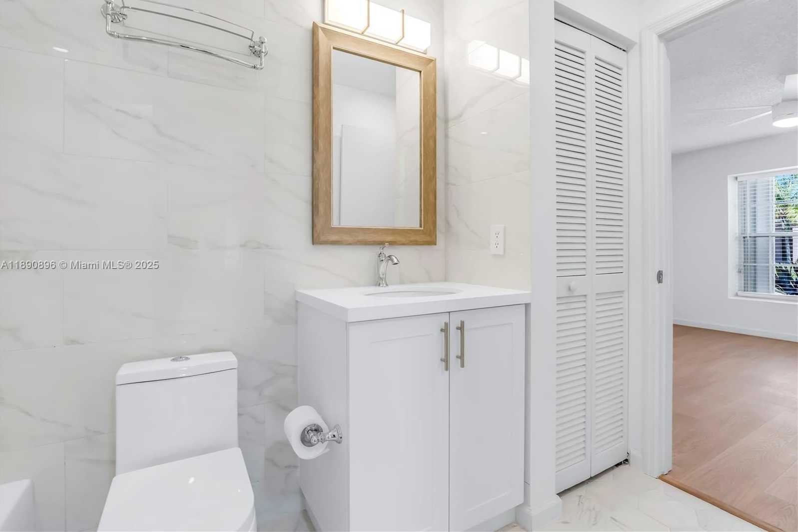 Small Image of 18270 NORTH WEST 19TH ST, Pembroke Pines Number 12