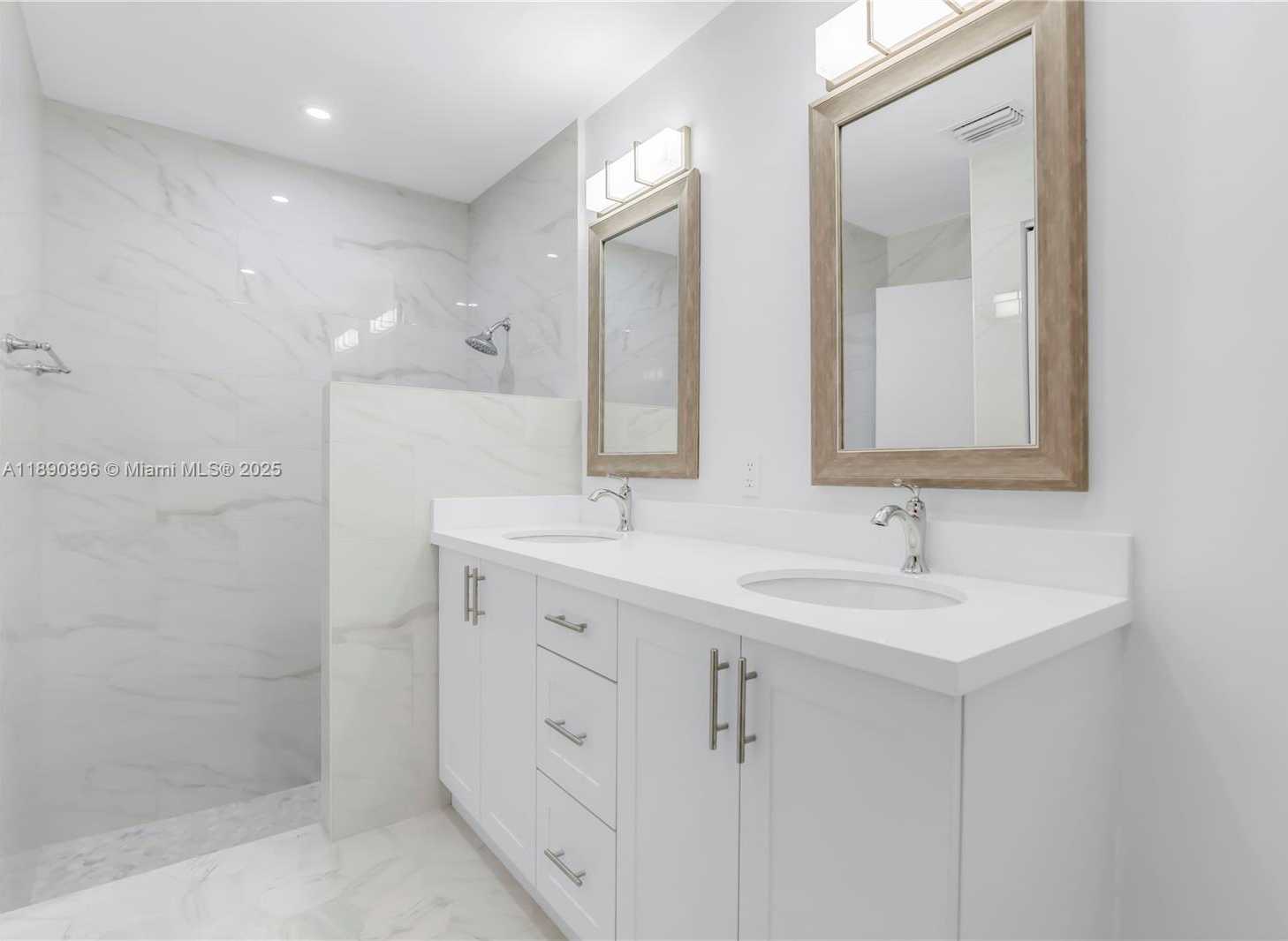 Small Image of 18270 NORTH WEST 19TH ST, Pembroke Pines Number 18