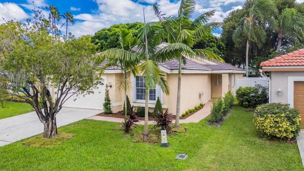 Small Image of 18270 NORTH WEST 19TH ST, Pembroke Pines Number 34