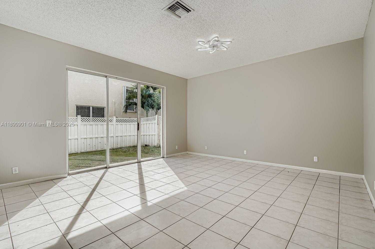 Small Image of 2015 SOUTH WEST 159TH AVE, Miramar Number 11