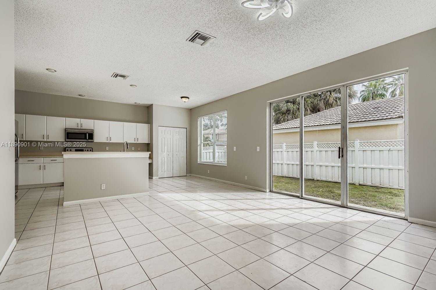 Small Image of 2015 SOUTH WEST 159TH AVE, Miramar Number 12