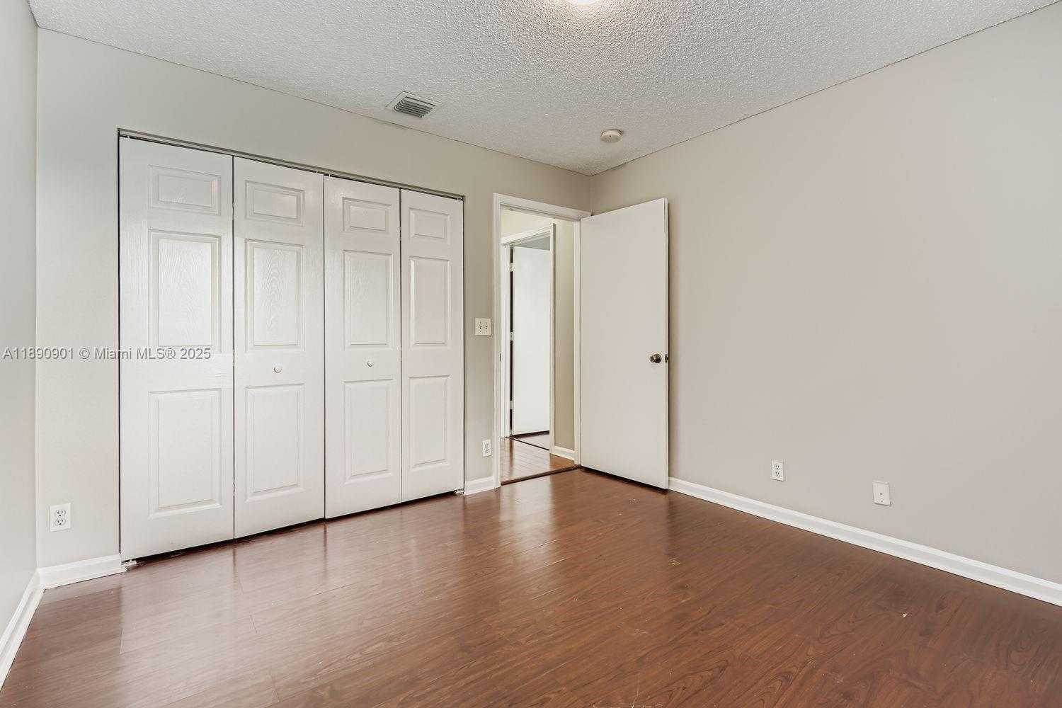 Small Image of 2015 SOUTH WEST 159TH AVE, Miramar Number 24