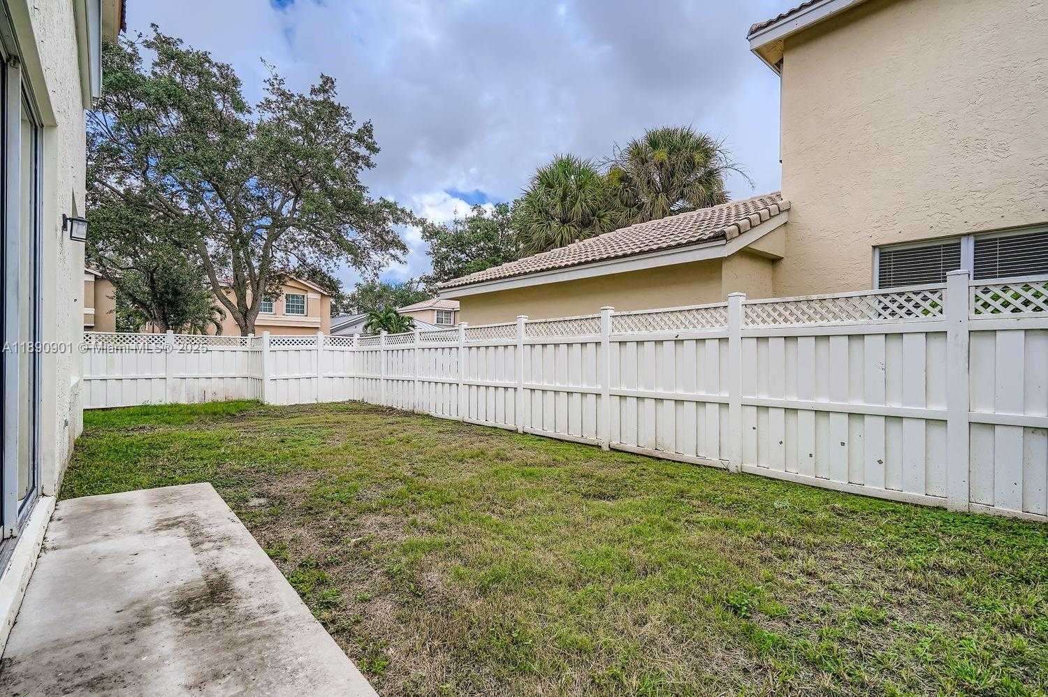 Small Image of 2015 SOUTH WEST 159TH AVE, Miramar Number 27