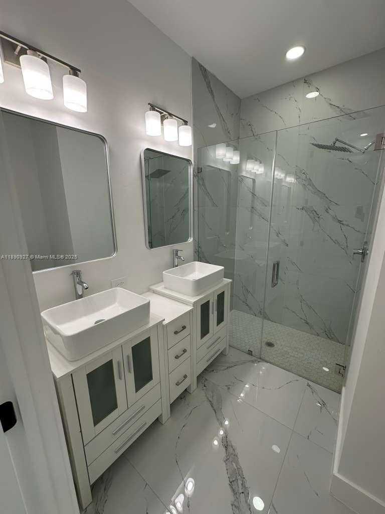 Small Image of 612 Ames St E, Lehigh Acres, FL 33974, USA Number 5