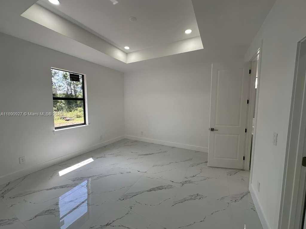 Small Image of 612 Ames St E, Lehigh Acres, FL 33974, USA Number 6