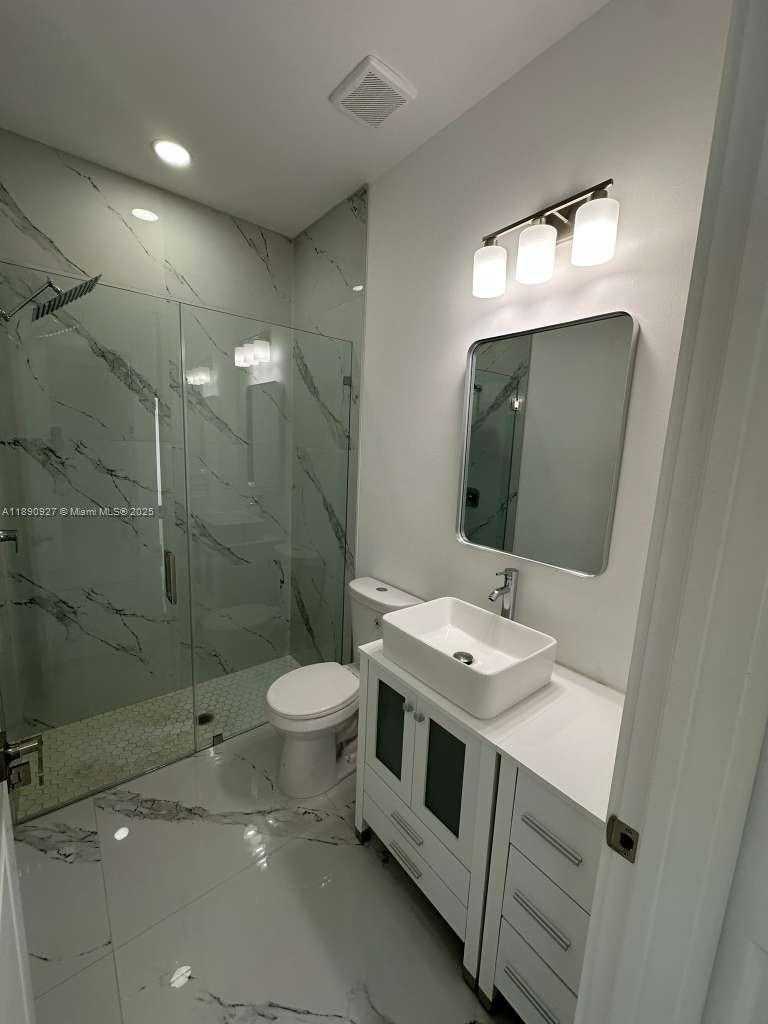Small Image of 612 Ames St E, Lehigh Acres, FL 33974, USA Number 8