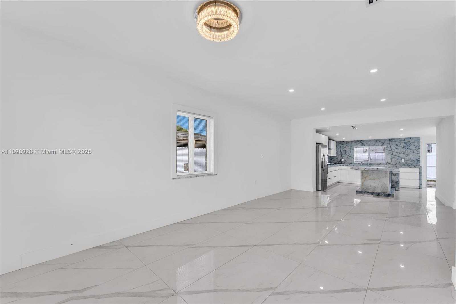 Small Image of 875 EAST 8TH ST, Hialeah Number 13