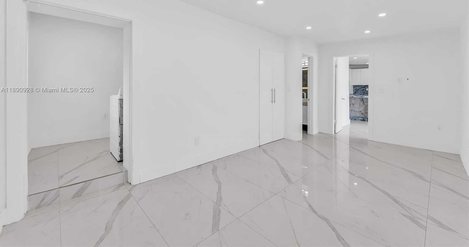 Small Image of 875 EAST 8TH ST, Hialeah Number 26