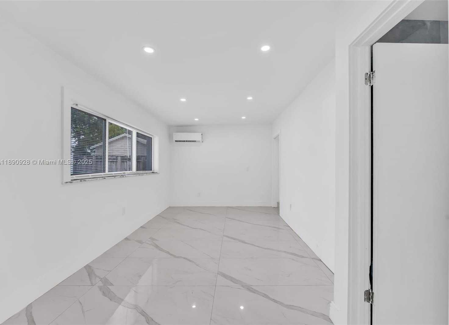 Small Image of 875 EAST 8TH ST, Hialeah Number 28