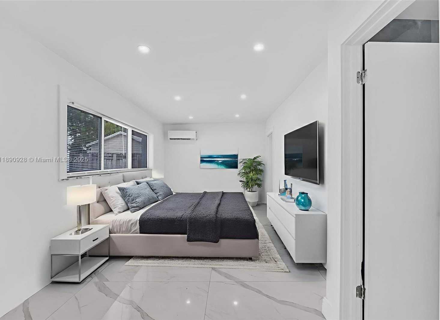 Small Image of 875 EAST 8TH ST, Hialeah Number 29