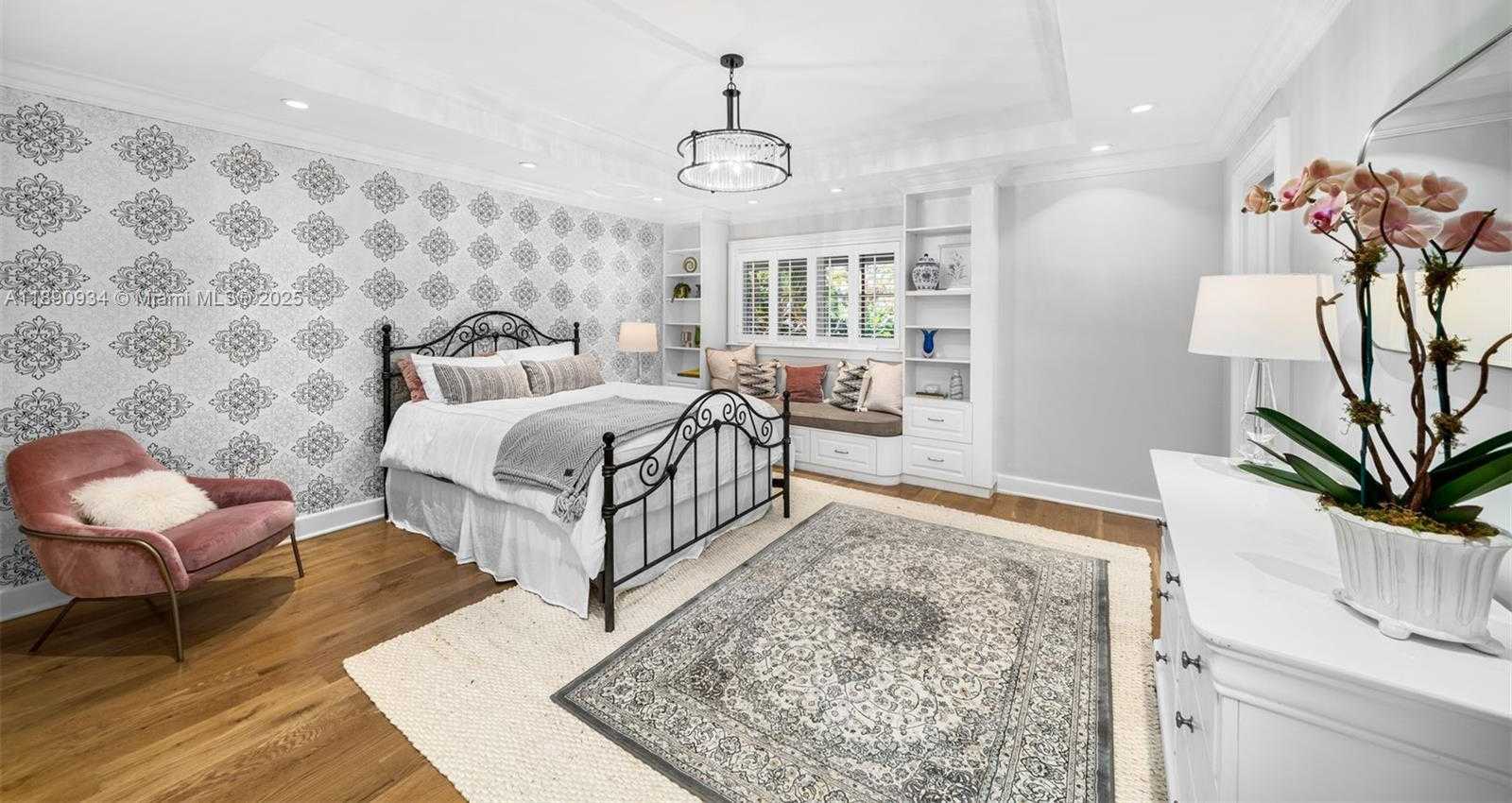 Small Image of 5400 KERWOOD OAKS DR, Coral Gables Number 26