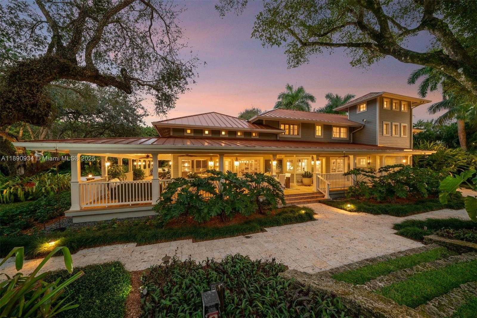 Small Image of 5400 KERWOOD OAKS DR, Coral Gables Number 37