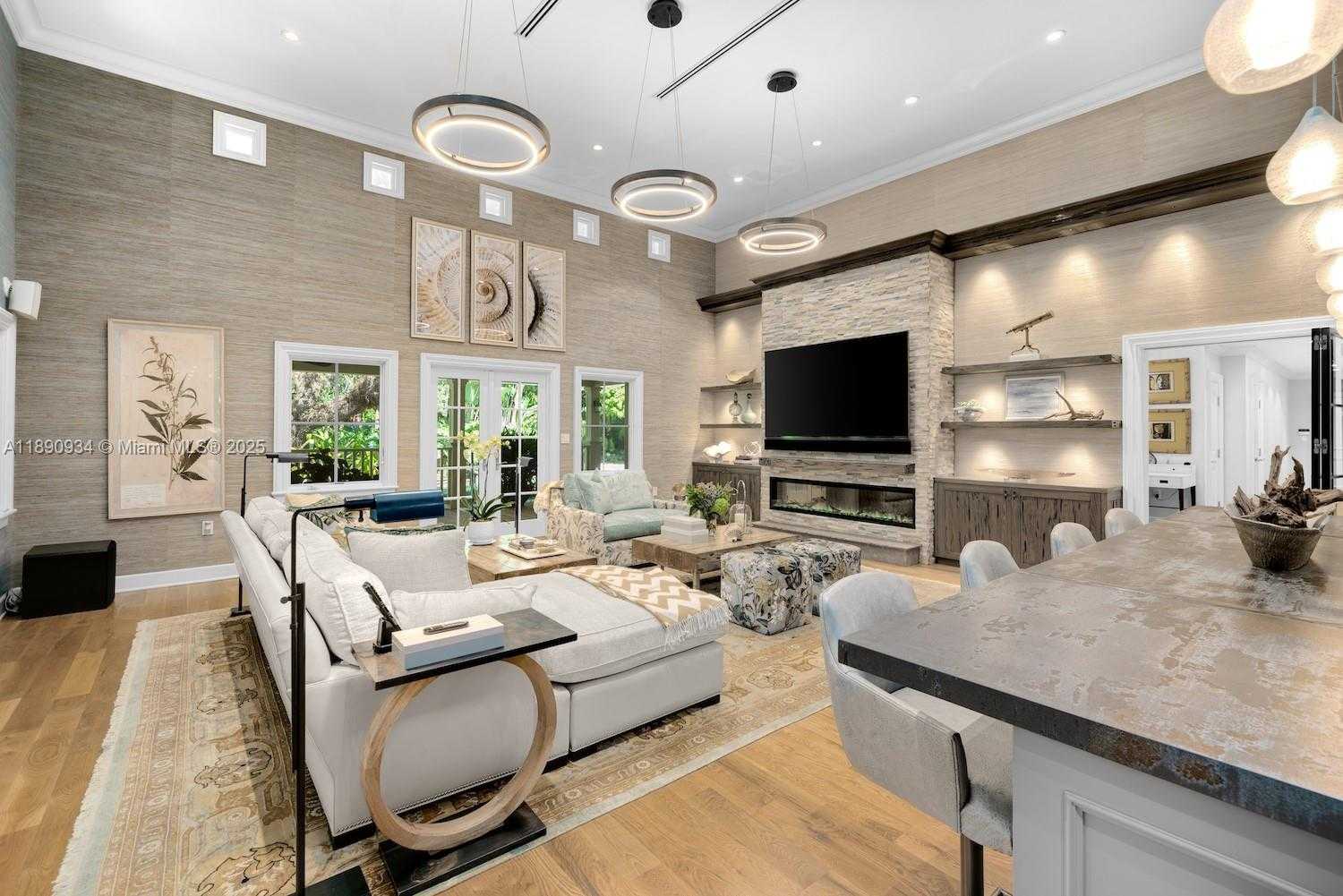 Small Image of 5400 KERWOOD OAKS DR, Coral Gables Number 9