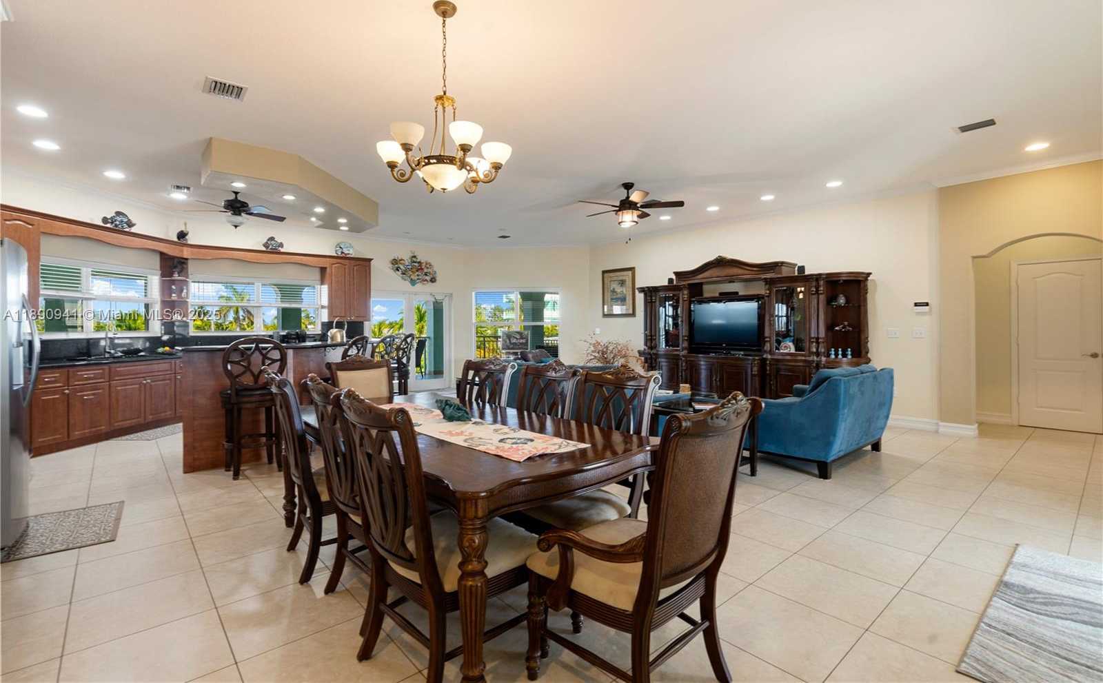 Small Image of 301 OLEANDER DR, Tavernier Number 20