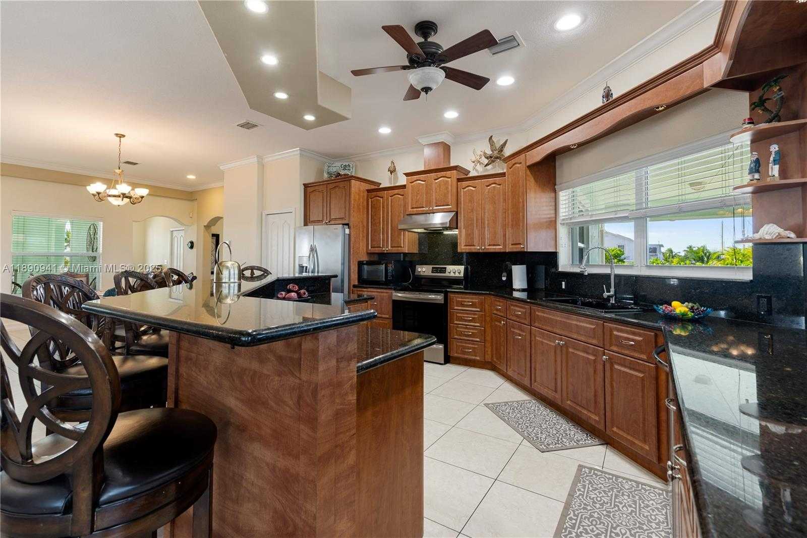 Small Image of 301 OLEANDER DR, Tavernier Number 22