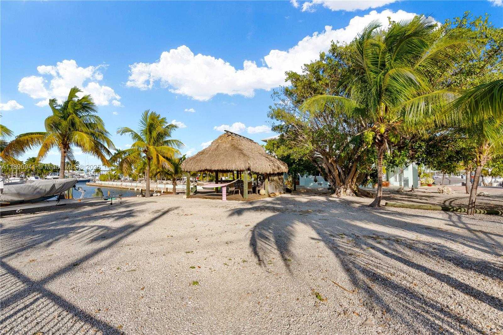 Small Image of 301 OLEANDER DR, Tavernier Number 45
