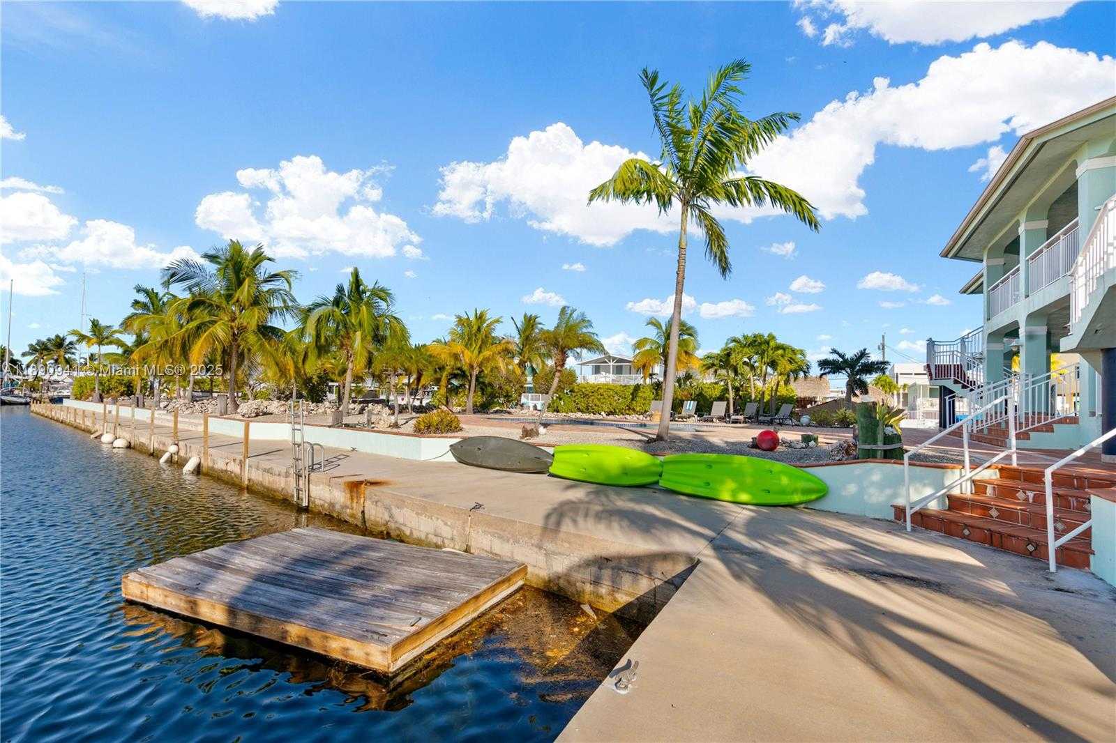 Small Image of 301 OLEANDER DR, Tavernier Number 49