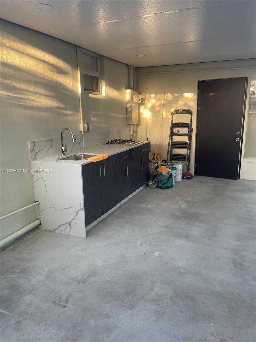 Small Image of 1220 NORTH WEST 180TH TER, Miami Gardens Number 26